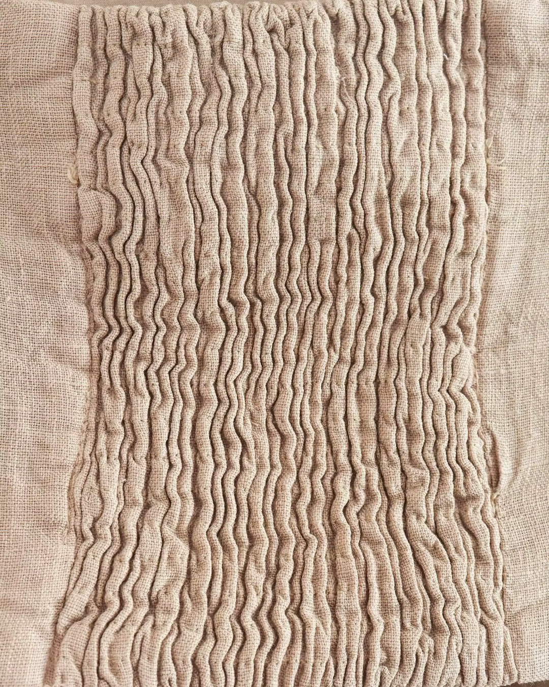 Elegante Rugloze Linnen Halter Crop Top voor Dames